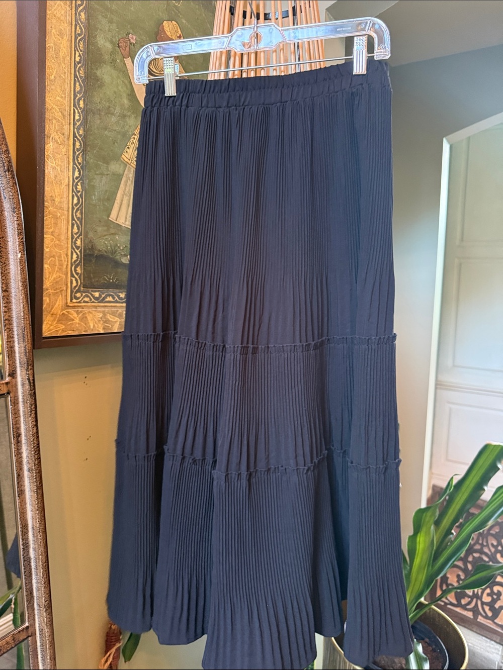 Women's Black Pleated Tiered Skirt